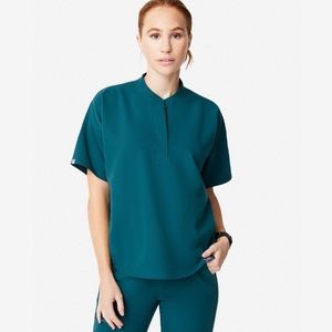 *SALE!* NWT L Caribbean Blue Figs Set